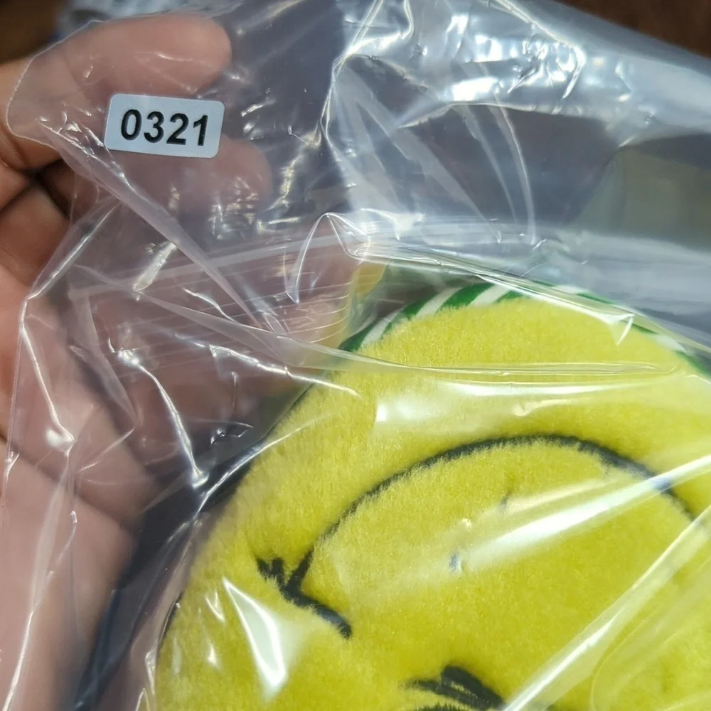 Grinch slipper’s men size 9/10